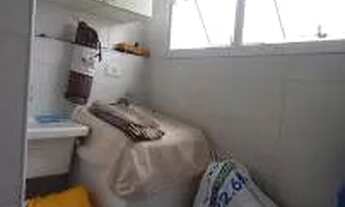 Imagem 2: Seu novo lar no bairro Caiçara! Apartamento completo com 2 quartos, sendo 1 suíte, e 1 ban