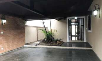 Imagem 2: Lindíssima Casa para locação com 3 quartos e 2 suítes, com área construída de 289 m² - Alp