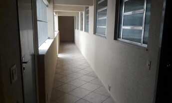 Imagem 2: Apartamento com 3 quartos, 2 banheiros e garagem, no Coração de Bangu