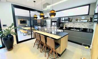 Imagem 3: Casa Mobiliada com 3 quartos, 275 m², Condomínio Ibiti Royal Park