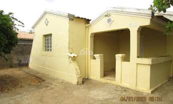 Imagem 2: Casa com 2 quarto(s) no bairro Cidade Alta em Cuiabá - MT