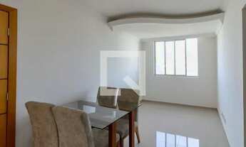 Imagem: Apartamento à Venda - Cabral, 3 Quartos