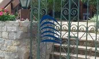 Imagem 3: Excelente casa 5 Suítes Condomínio Águas do Jaguaribe, 450m2 construída! Térreo: jardins