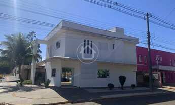 Imagem: SOBRADO COM SALÃO COMERCIAL NA AVENIDA