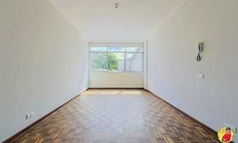 Imagem 3: Apartamento para venda com 92 metros quadrados com 2 quartos em Centro - Curitiba - PR