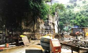 Imagem 2: Terreno à venda, 730 m² por R$ 900.000,00 - Santa Rosa - Niterói/RJ