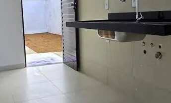 Imagem: Casa com 2 quartos Localizada no Bairro