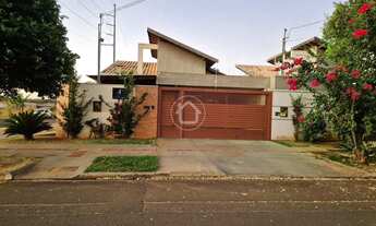 Imagem: CASA 3 DORMITORIOS REGIÃO DO COLEGIO MILITAR