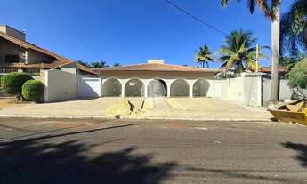 Imagem: Casa comercial - 4 Suítes - Locação