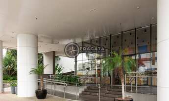 Imagem 4: Prédio moderno com projeto arquitetônico inovador, fachada imponente e localização estraté