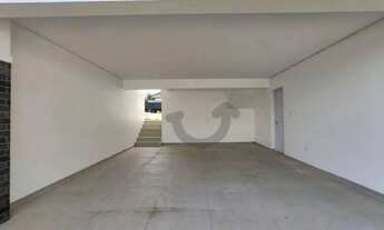 Imagem 3: Casa com 3 suítes