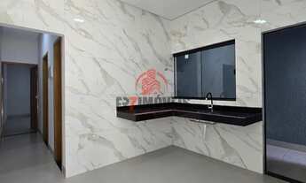 Imagem 4: Linda casa! 2 Quartos sendo 1 Suíte - Toda no Porcelanato com rodapé embutido - Estrela Da