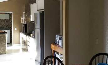 Imagem 7: Casa com piscina no Jardim Bianco Com 130m² de construção com Dois Quartos e uma Bela Suít