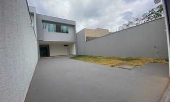 Imagem 5: Sobrado para venda tem 152 metros quadrados com 3 quartos 3 suites