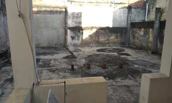 Imagem 4: Casa frente 02 qtos quintal garagem no Centro de Nilópolis RJ Ac carta!