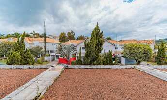 Imagem 4: Casa de condomínio para venda tem 260 metros quadrados com 2 quartos