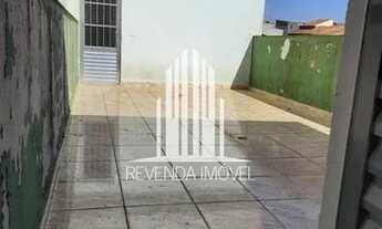 Imagem 4: Casa assobradada com 1 dorm e 2 vagas de garagem