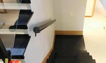 Imagem 7: Apartamento Duplex com 3 quartos, 2 suites, finamente reformado e decorado à venda em Copa