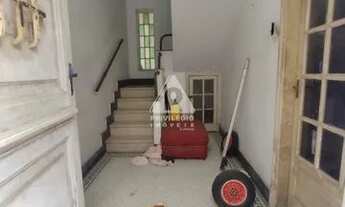 Imagem 5: Oportunidade na Urca - Terreno de 300m2 com casa construída