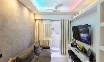 Imagem 2: Apartamento para Aluguel - São Cristóvão, 2 Quartos, 49 m2