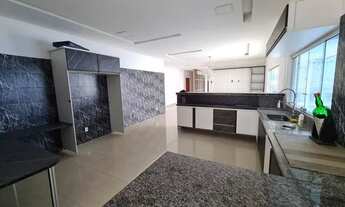 Imagem 3: Casa para aluguel e venda tem 400 metros quadrados com 5 quartos em Ponta Negra - Manaus