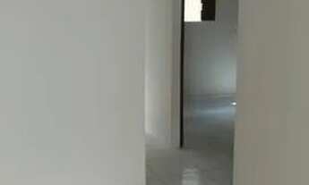 Imagem 4: Alugo Kitnet em Nova Parnamirim com 2 cômodos R$300,00 reais não paga água c/ garagem