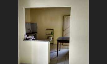 Imagem 3: Alugo casas e kitnets no centro de Peçem