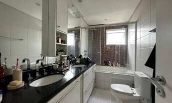 Imagem 2: Apartamento para venda tem 168 metros quadrados com 3 quartos em Panamby - São Paulo - São