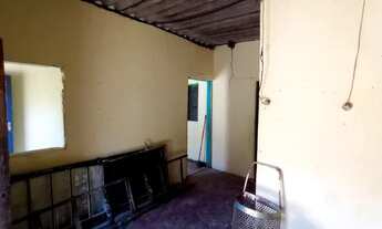 Imagem 3: Vendo Casa 4 cômodos com quintal