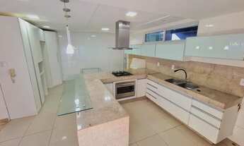 Imagem 3: Alugo belíssima casa em condomínio fechado 4 quartos com área de lazer completa