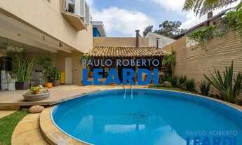 Imagem: CASA ASSOBRADADA - JARDIM PRUDÊNCIA - SP