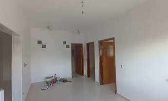 Imagem 3: Casa para venda possui 77 metros quadrados com 2 quartos em Maracanã - Praia Grande - SP