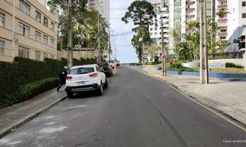 Imagem 3: Apartamento para aluguel possui 75 metros quadrados com 2 quartos em Cristo Rei - Curitiba