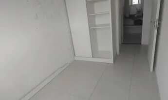 Imagem 2: Alugo Apartamento com 2 quartos, sendo 1 suite, 2 vagas de garagem. O apartamen