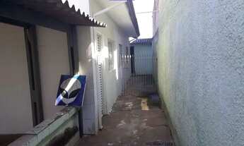 Imagem 6: Casa com 3 dormitórios sendo 1 suite, no Bairro Presidente Geisel para locação