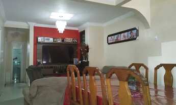 Imagem: Qn 08 Sobrado 05 Quartos