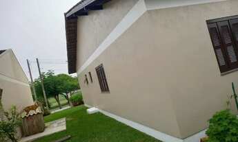 Imagem 4: Oásis de tranquilidade em Tramandaí: Casa de 3 dormitórios com suíte