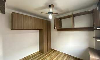 Imagem 5: Kitnet na quadra da praia em São Vicente, com armários, portaria 24h, vaga para moto