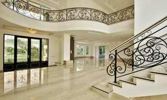 Imagem 3: Casa 2.200 m² de área total sendo 10 suítes -Condomínio no Tamboré 3 Alphaville