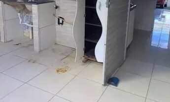 Imagem 5: Casa com Piscina para locação em condomínio fechado