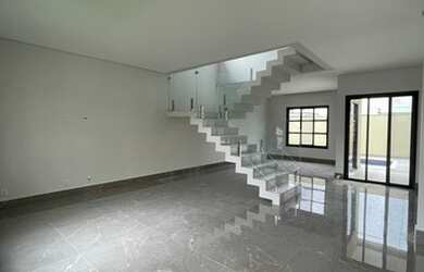 Imagem 3: Casa Sobrado Condomínio - Bairro Floresta - Condomínio Reserva Aruanã - 4 Suítes - 260m²