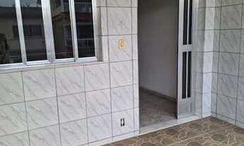 Imagem 3: Casa para aluguel possui 180 metros quadrados com 2 quartos em Campo Grande - Rio de Janei