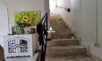 Imagem 3: Sobrado à venda no Embaré