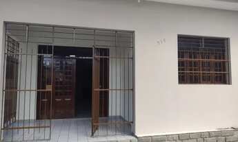 Imagem 4: Casa para aluguel possui 140 metros quadrados com 3 quartos em Centro - Campina Grande - P