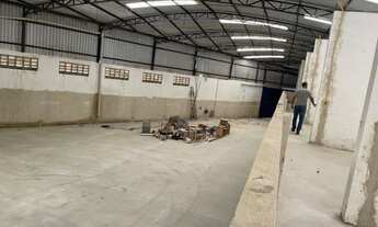 Imagem 2: Galpão Industrial para Aluguel - Amplo e com estrutura ideal