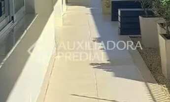 Imagem 3: Imóvel para venda possui 75 metros quadrados com 2 quartos em Centro - Florianópolis - SC