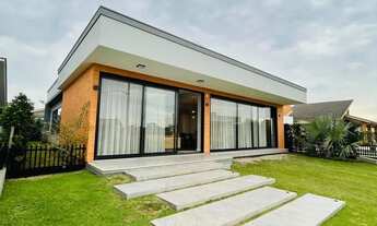 Imagem 2: Casa condomínio para venda tem 191 metros quadrados com 3 quartos em Balneário Rincão - Iç