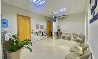 Imagem: Sala comercial à venda com 4 salas, 3 banheiros