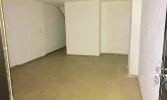 Imagem 4: 30246) à venda - Loja com , no Estoril