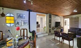 Imagem 6: Velleda oferece belo sítio completo em Viamão com 12,5 hectares, casa ampla, piscina e mui